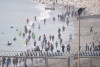 Unos 1000 marroqu&iacute;es acampan en las inmediaciones del Centro de Estancia Temporal de Inmigrantes (CETI) de Ceuta