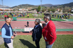 Unos 2.500 j&oacute;venes deportistas de Espa&ntilde;a disputan hasta el domingo el Torneo de Balonmano de Los Corrales de Buelna