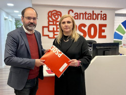 Urraca registra su precandidatura a las primarias del PSOE a la Alcaldía de Torrelavega