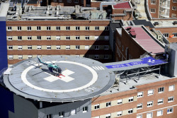 Valdecilla, hospital de referencia, necesita un helipuerto presidente Revilla  por Carlos Magdalena Menchaca