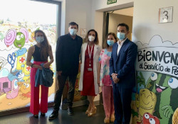 Valdecilla incorpora nuevos murales con las mascotas del hospital en el Servicio de Pediatría