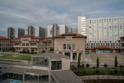 Valdecilla renueva el sello QH a la excelencia asistencial y asciende al nivel de los mejores hospitales espa&ntilde;oles