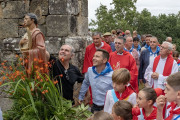 Vecinos de Li&eacute;rganes y visitantes participan en los festejos por San Pantale&oacute;n