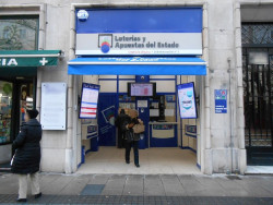 Vendido en Santander parte del primer premio de la Loter&iacute;a dotado con 30.000 euros al d&eacute;cimo