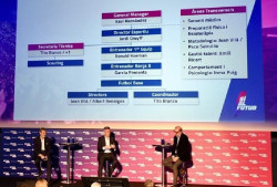 V&iacute;ctor Font desvela su proyecto deportivo con Xavi Hern&aacute;ndez y Jordi Cruyff como l&iacute;deres