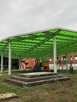 Vox denuncia "destrucci&oacute;n de patrimonio hist&oacute;rico" en San Pantale&oacute;n de Aras tras retirar un monumento franquista