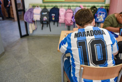 Vox insta al Gobierno a garantizar "de forma clara y sin excepciones" el derecho de los alumnos a estudiar en español