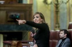 Vox se querella contra G&oacute;mez de Celis por quitar la palabra en el Congreso a Rueda, que llam&oacute; a Bildu "filoetarras"