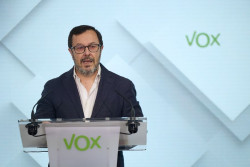 Vox se querella contra S&aacute;nchez por falso testimonio en el Senado por decir que no conoc&iacute;a al empresario Antxon Alonso