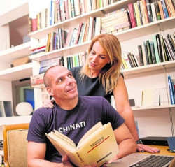 Yaris Vanufakis o el timo de la estampita