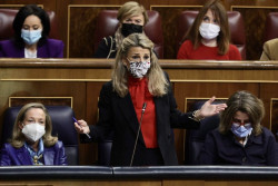 Yolanda D&iacute;az insta a ERC a negociar con "seriedad" sobre la reforma laboral, tras no responder a sus propuestas de pacto