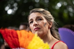 Yolanda D&iacute;az remarca en el Orgullo que desde Budapest a Madrid la ola de la reacci&oacute;n ser&aacute; vencida por la esperanza