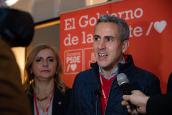 Zuloaga quiere que en la candidatura auton&oacute;mica le acompa&ntilde;en Noelia Cobo, Joaqu&iacute;n G&oacute;mez y los tres consejeros